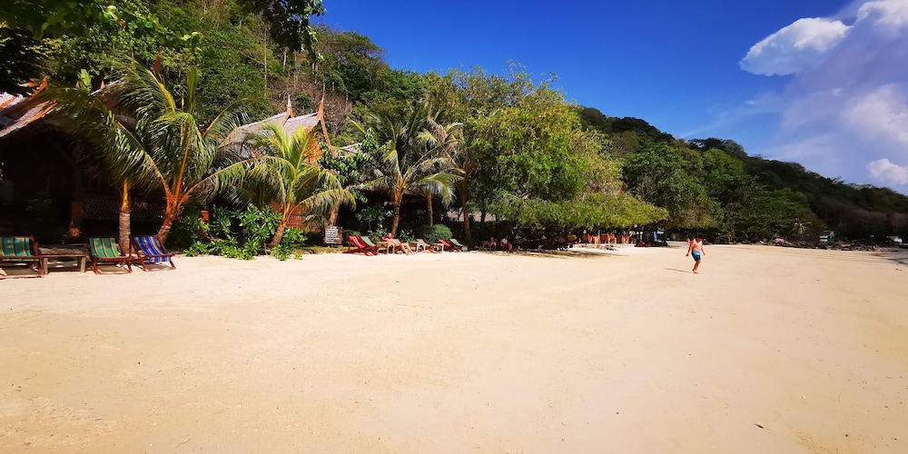 Phi Phi Relax Beach Resort