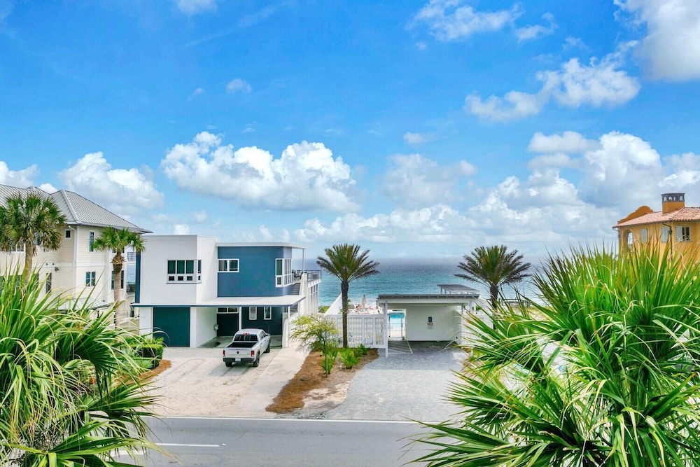 The Viridian 202 on 30A