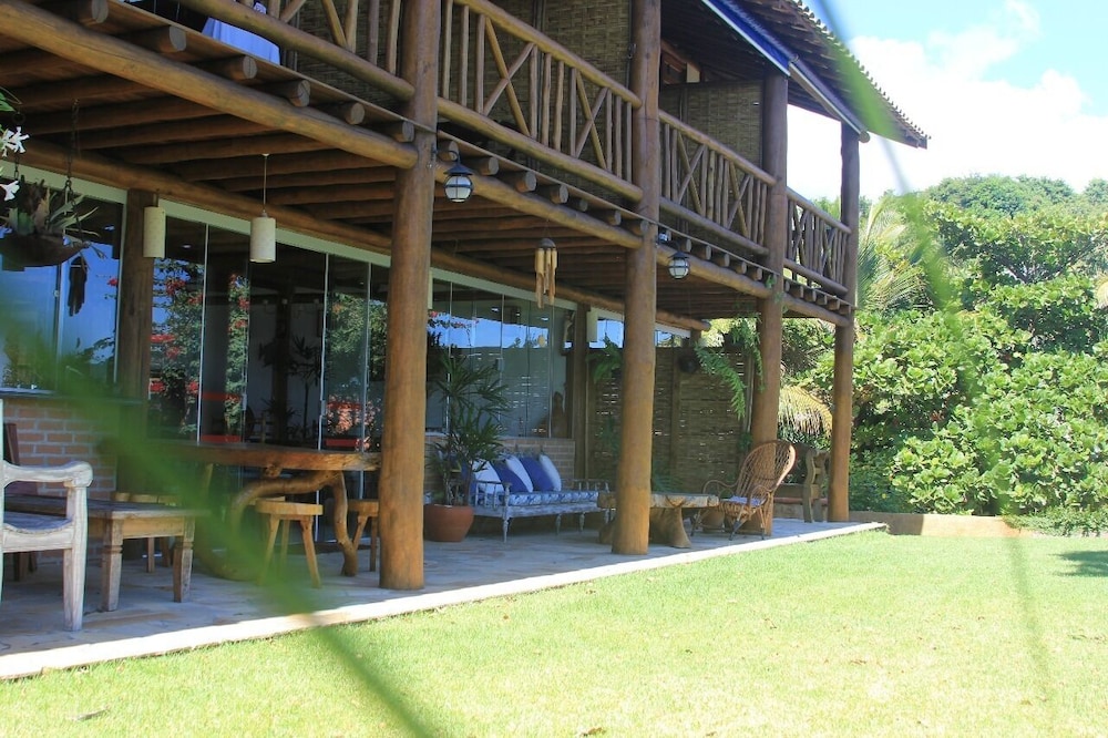 Gidu House