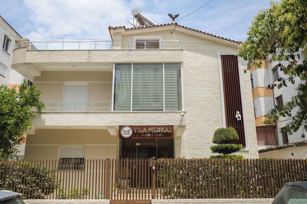 Vila Merkaj
