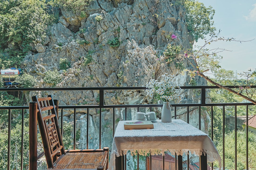 Bamboo Hill Villa view 3