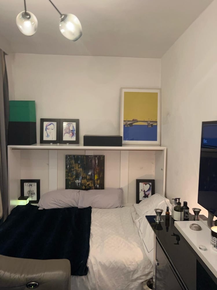 Luxury Westminster Apartment by Westminster Abbey