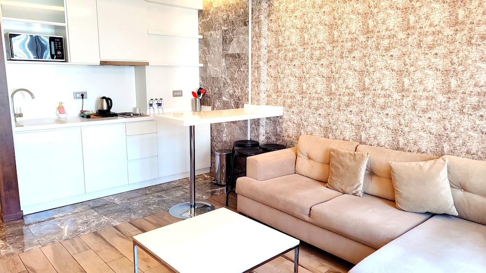 Old Port Otel - Image 48