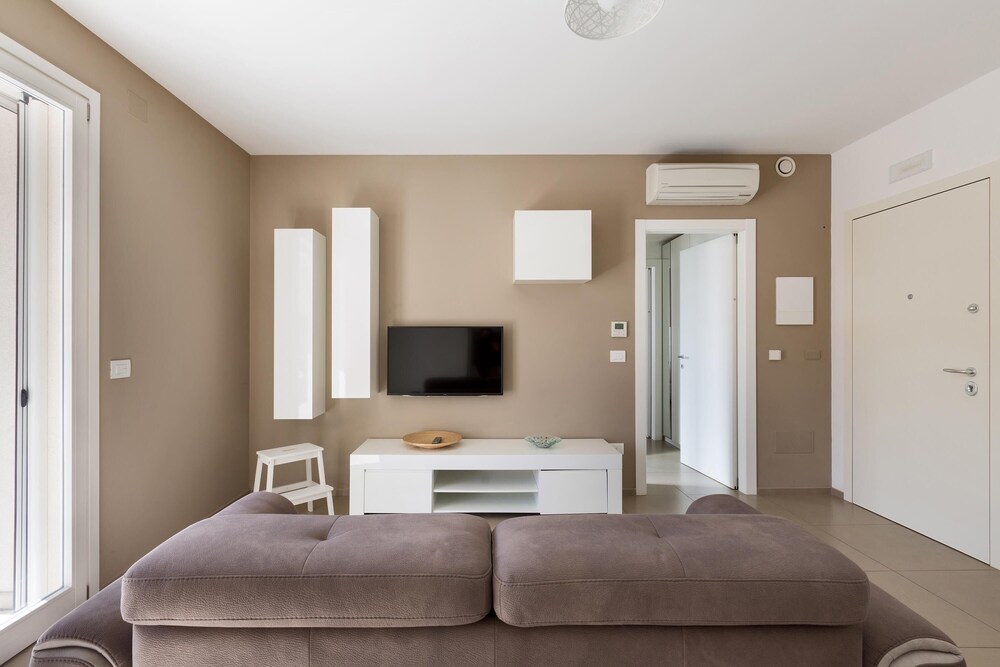 1866 Stella Bianca Luxury Suite view 5