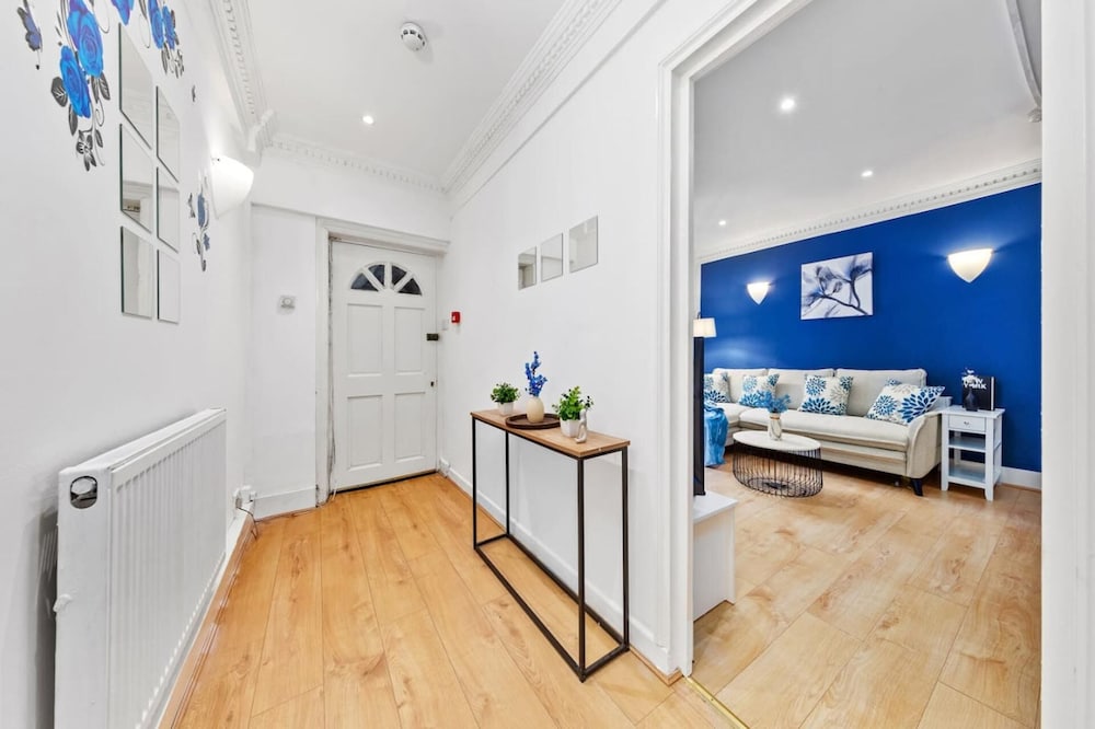 Remarkable 2-bed Apartment in Central London