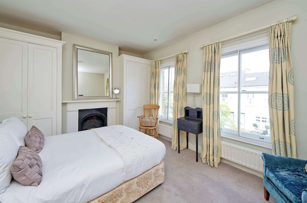 Stunning 3 bed Home With Garden - Wandsworth