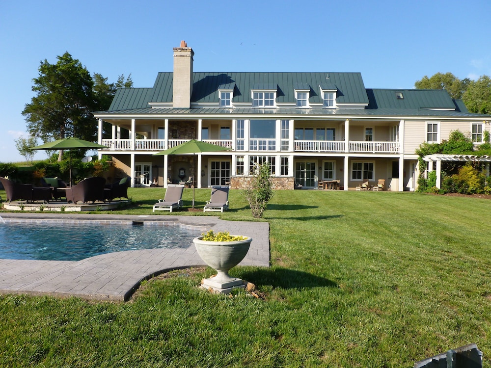 Hotel Cedar Spring Inn & Spa - Image 1