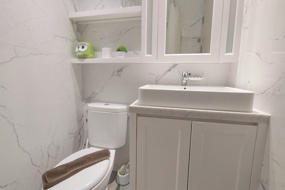 Comfort 2Br Direct Access To Mall At Benson Supermall Mansion Apartment