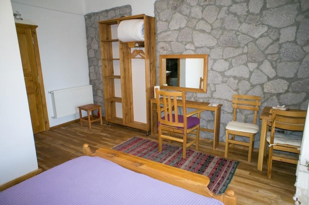 Farmidaya Biotel