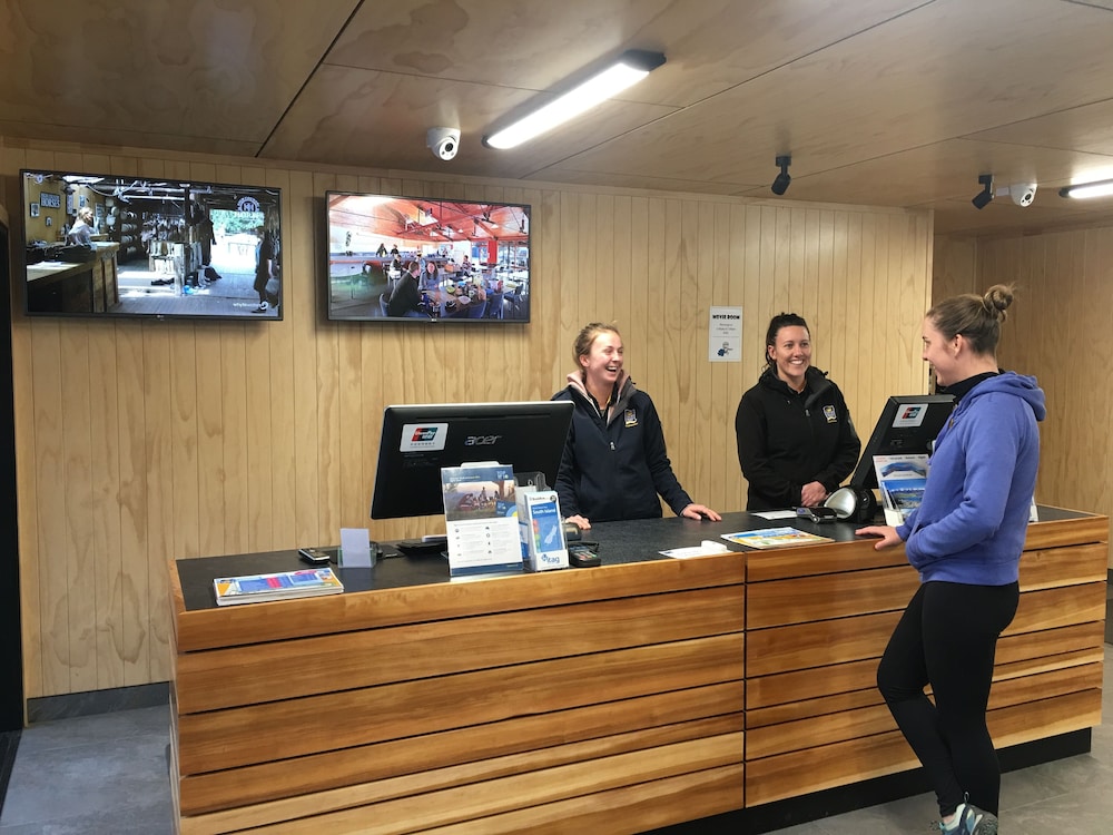 Queenstown TOP 10 Holiday Park - Image 4