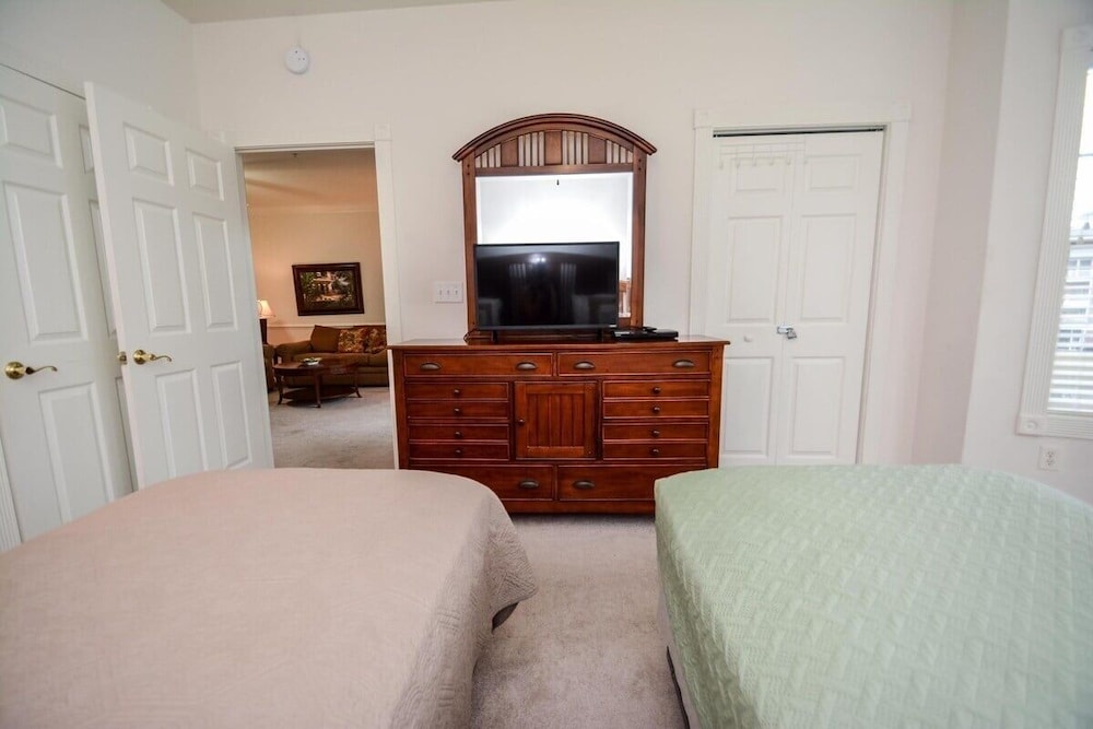 Magnolia Pointe 4820-302 2 Bedroom Condo