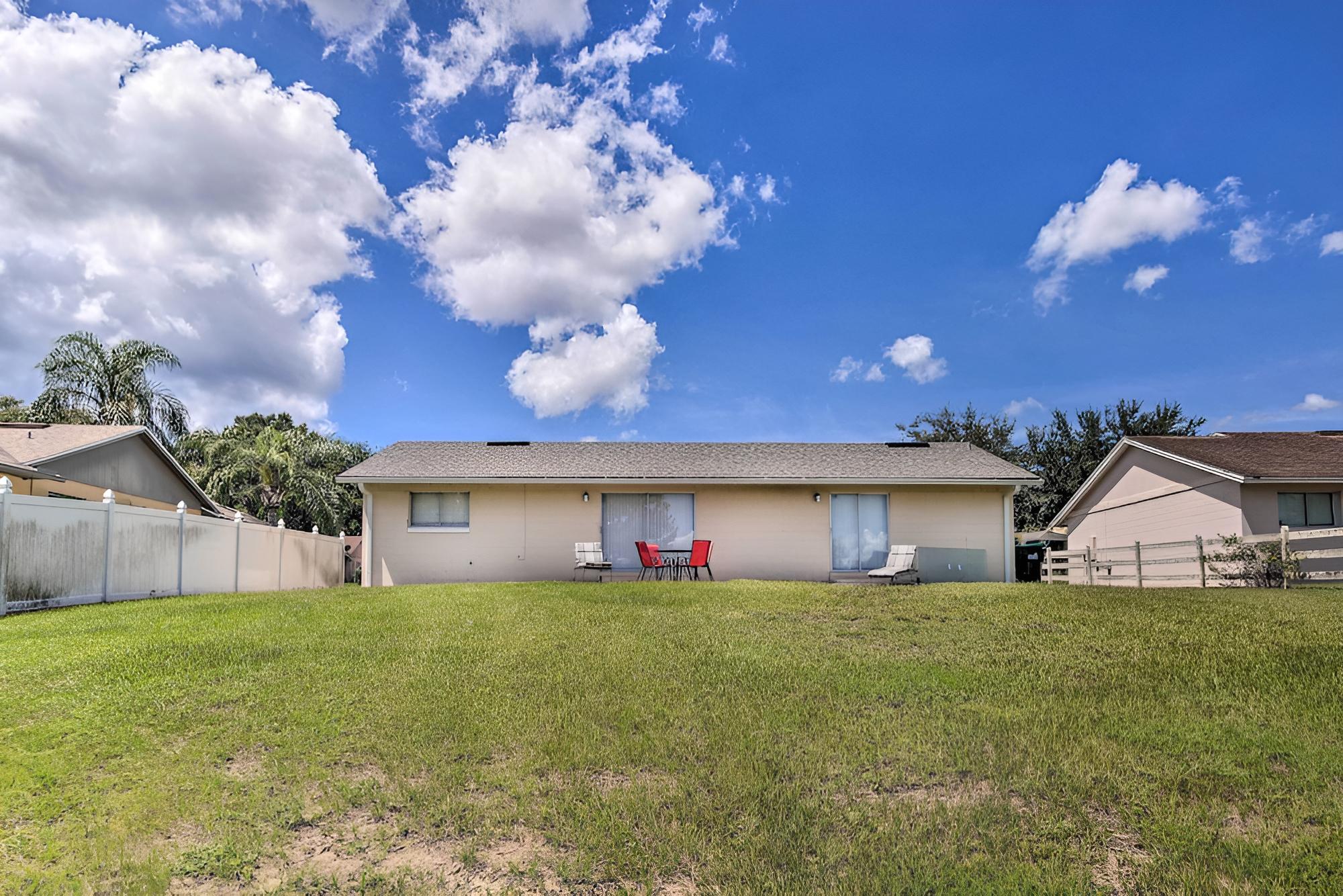 Family-friendly Home ~ 12 Mi to Disney + Universal