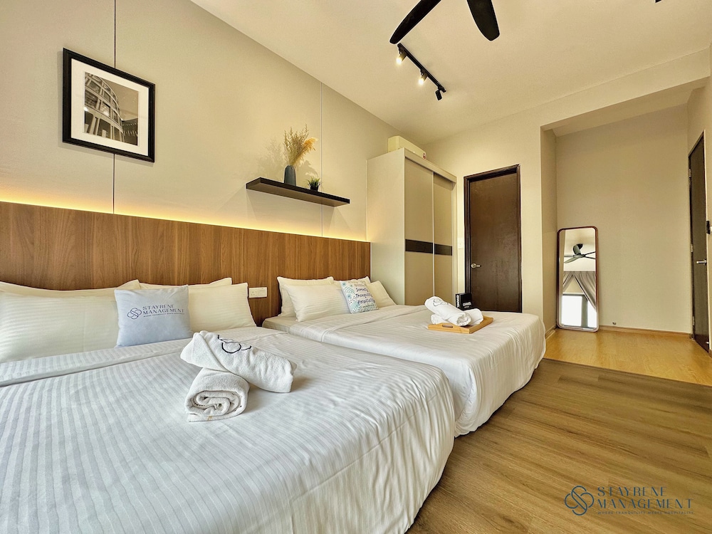 Country Garden Danga Bay Sea View Homestay by Stayrene