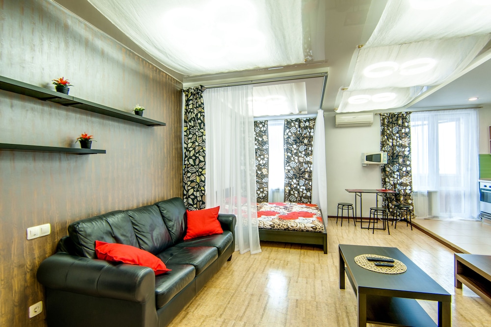 Aura Apartments