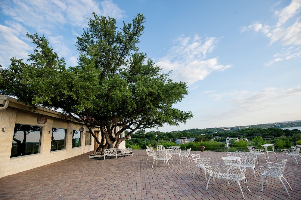 Vintage Villas Hotel Events - Property Image 20