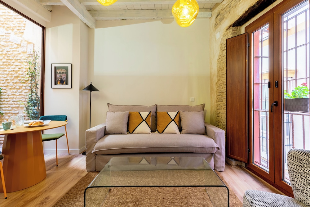 One&Lux Casa Barrabas