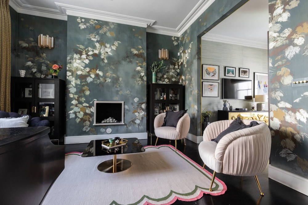 Westbourne Park Road XVI by Onefinestay