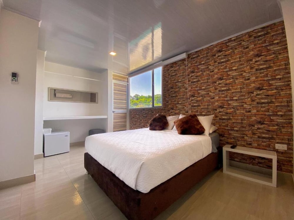 Oceana Hotel view 4
