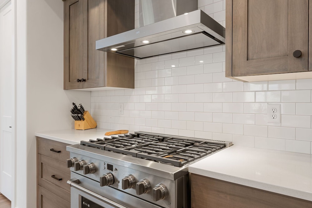 Salt And Sol 5 Bedroom Townhouse