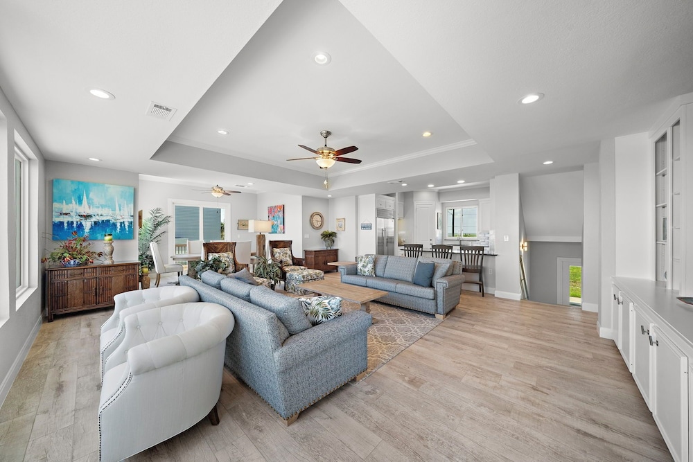 Sandcastle by Ryson Vacation Rentals