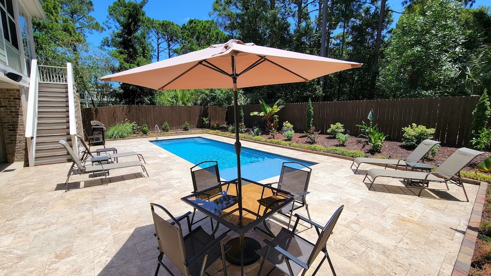The Pelican House by Tybee Vacation Rentals