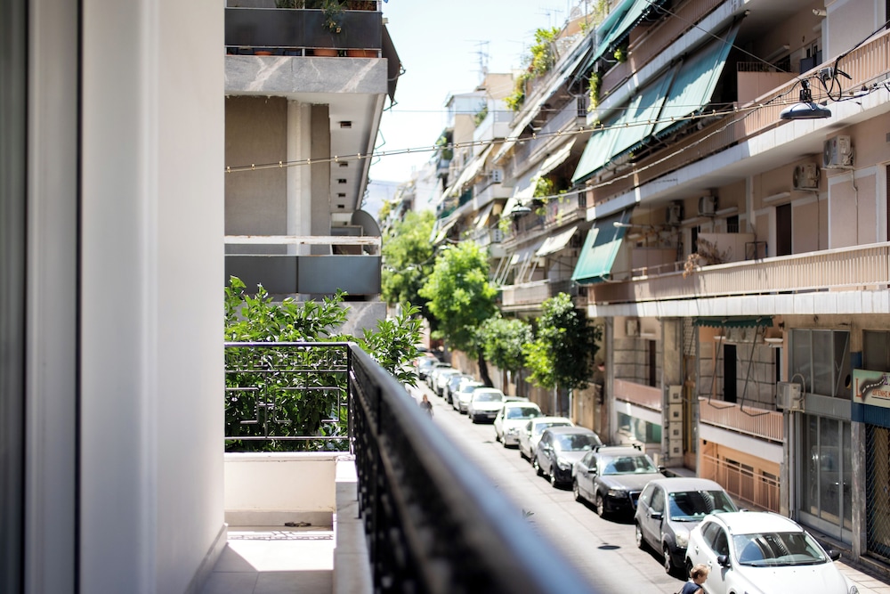 Spark 2-Bedroom Apartment in Athens