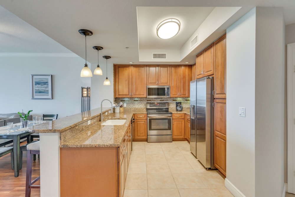 Sunset-view Resort Condo on Perdido Key