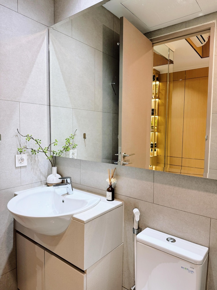 Premium Luxury Menara Jakarta Residence