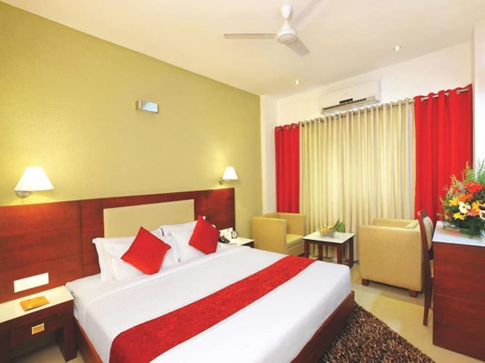 Hotel Hills Park Pathanamthitta