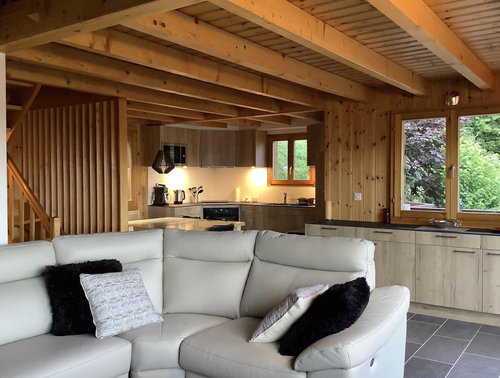Sunny Chalet in Veysonnaz With Garden
