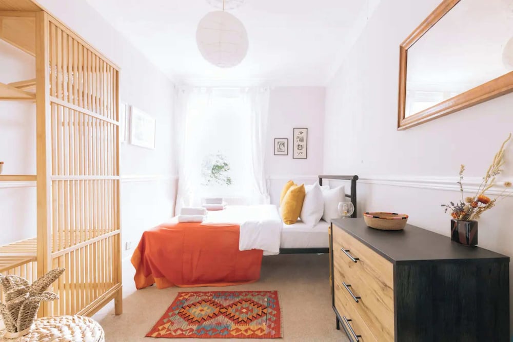Beautiful 2BD Flat - Clifton Village view 5