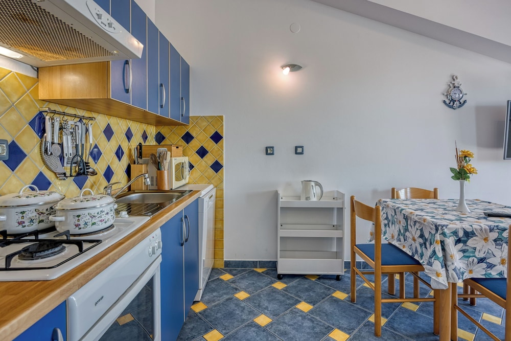 Apartment Jakara 3