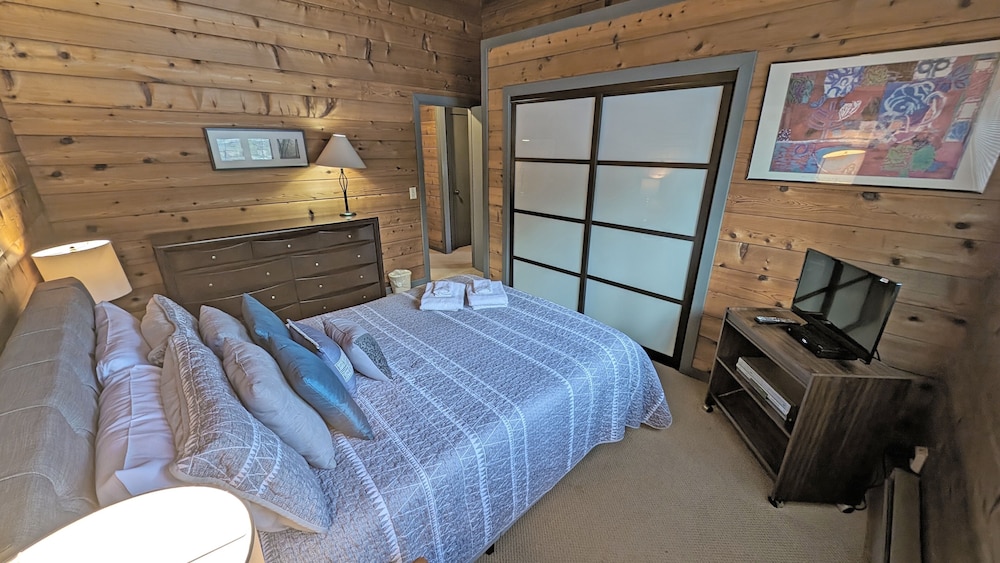 Lava Top 1 2 Bedroom Home