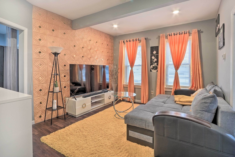 Updated Linden Home: Visit NYC & Newark!