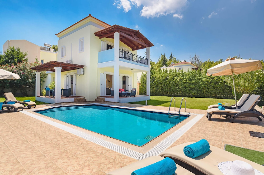 Seven Springs Villas