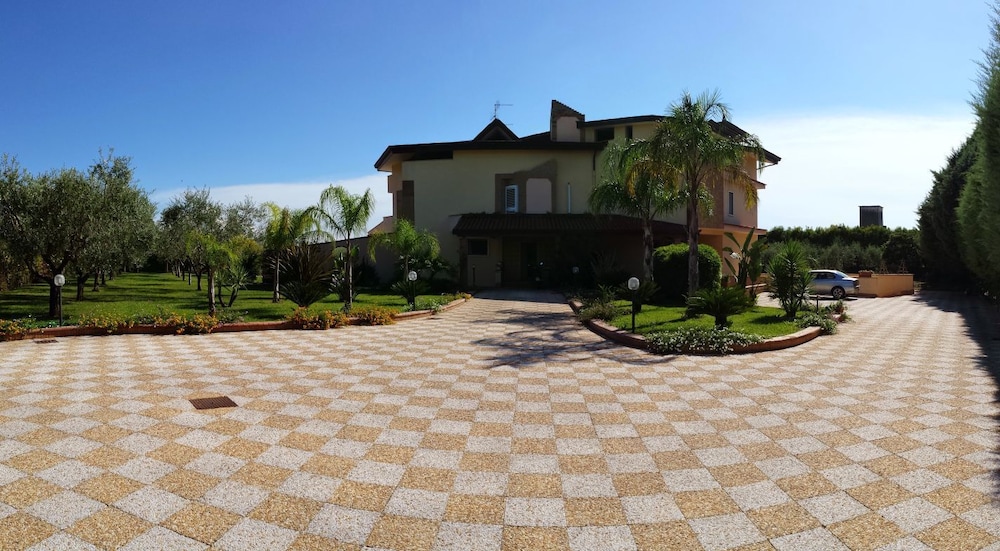 B&B Spineta Pool