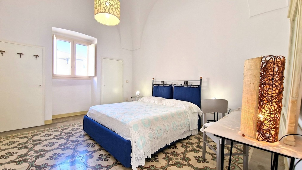 Dimora Maniscalco With Star Vault Ceilings in Matino 2 Bedrooms