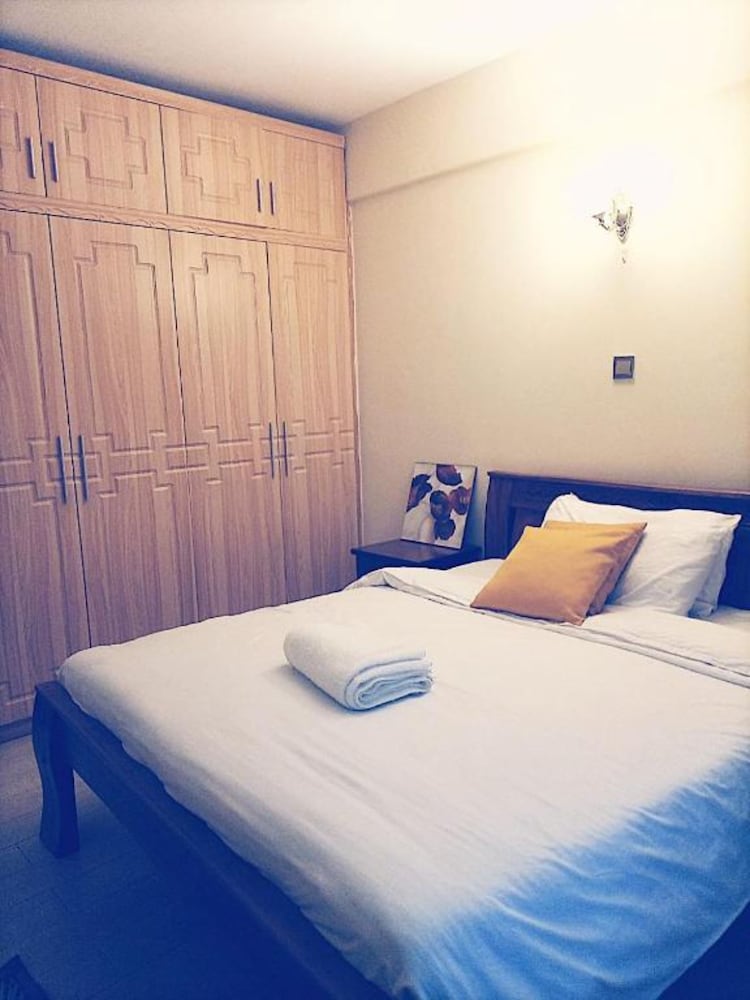 Stay.Plus Mideya Suites Kileleshwa photo 2