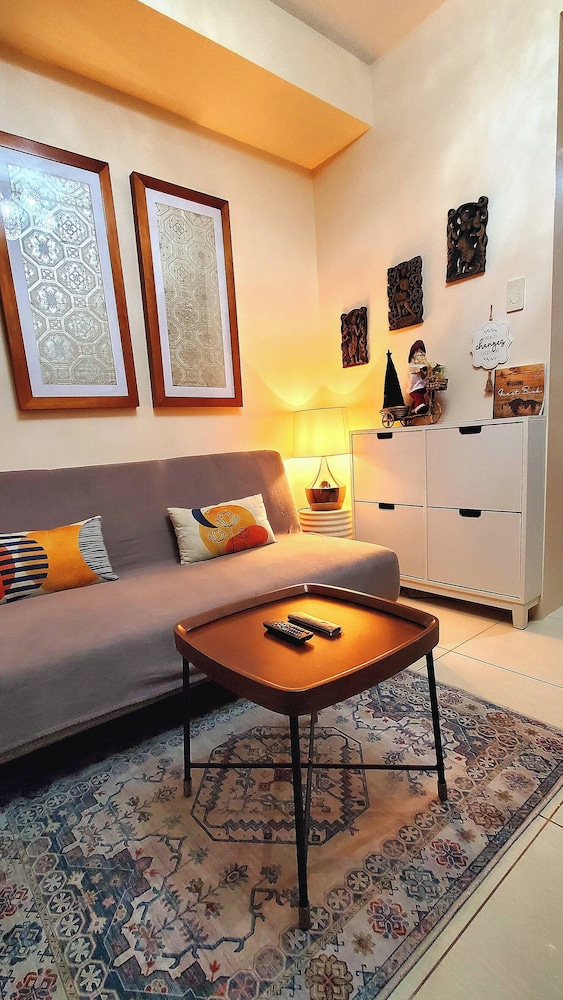 Urban Retreat at Shell Residences With Netflix 300mbps Wifi