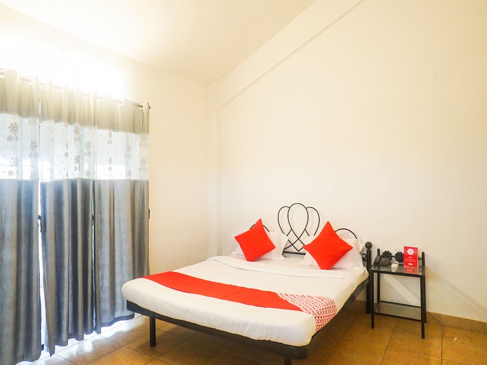 OYO 15010 Heaven Homes