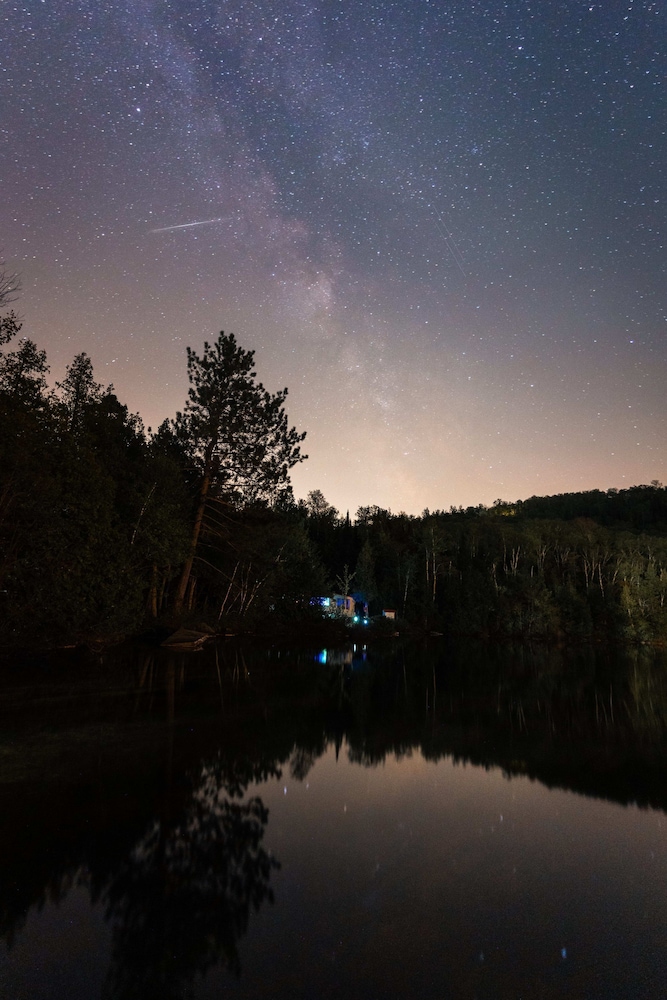 Le Rocher Spa Lac Par Paddleboard