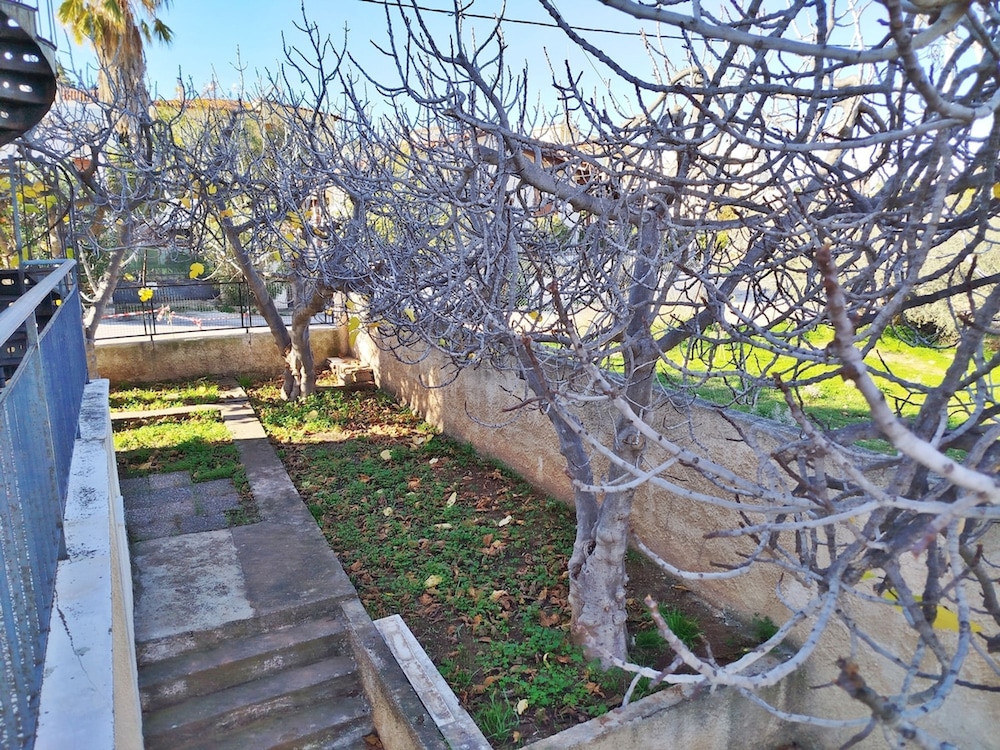 Two Bedrooms House Near Athens Airport