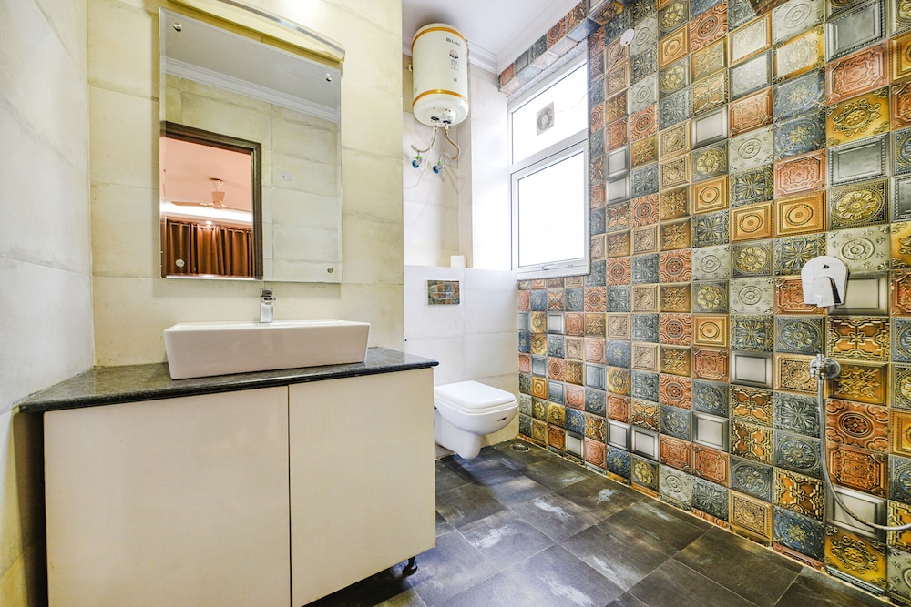 Fabhotel Ak Villa