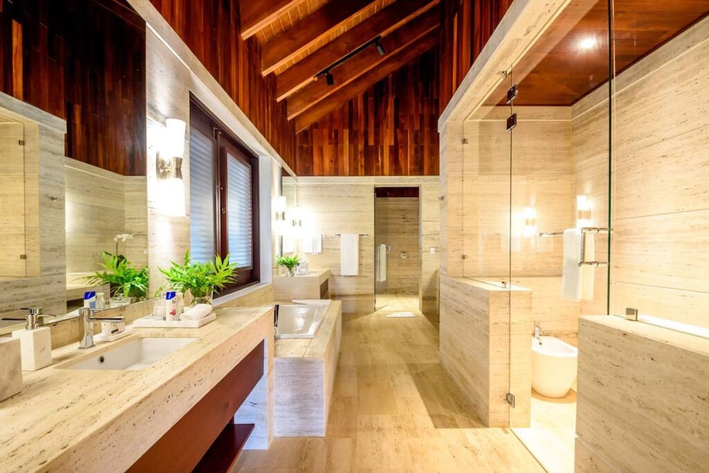 Beachfront Estate w Pool Elevator Chef Butler