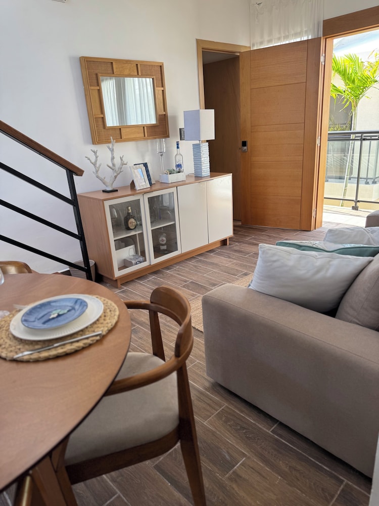 Penthouse en el Paraiso.