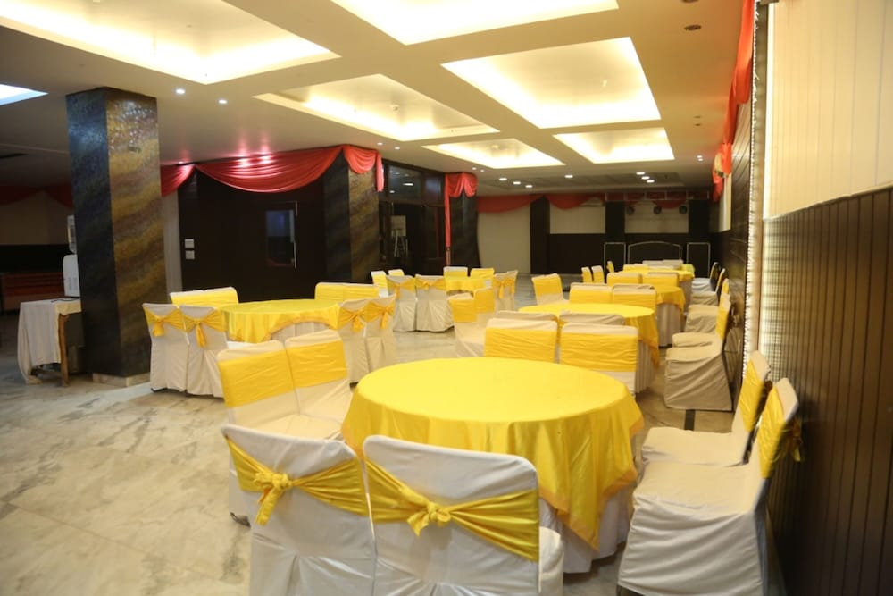 meeting & event spaces