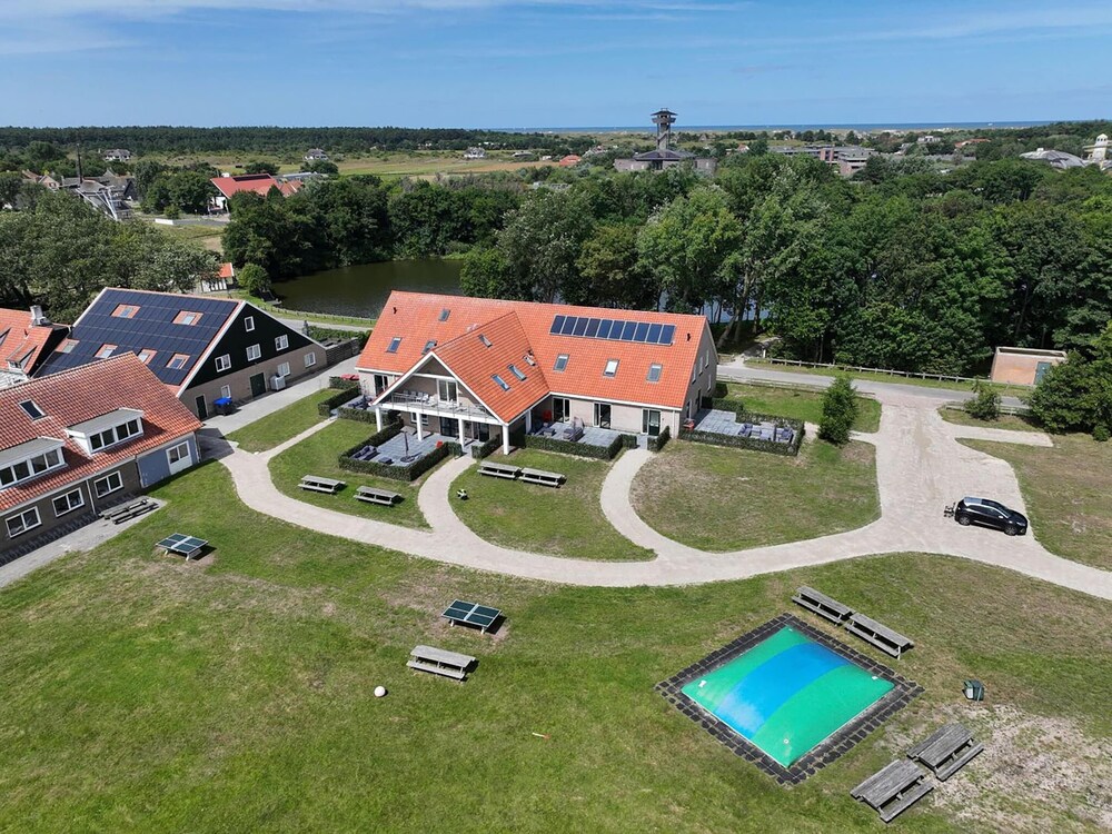 Group Apartment on Ameland by De Vleijen