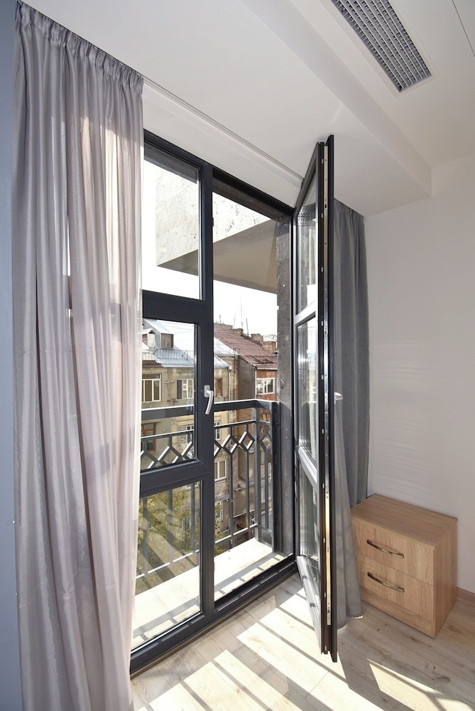 Aparthotel by Luxe Group KO16