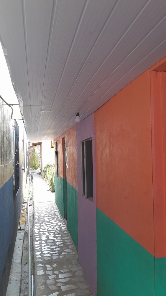 Hospedagem Chapéu Virado