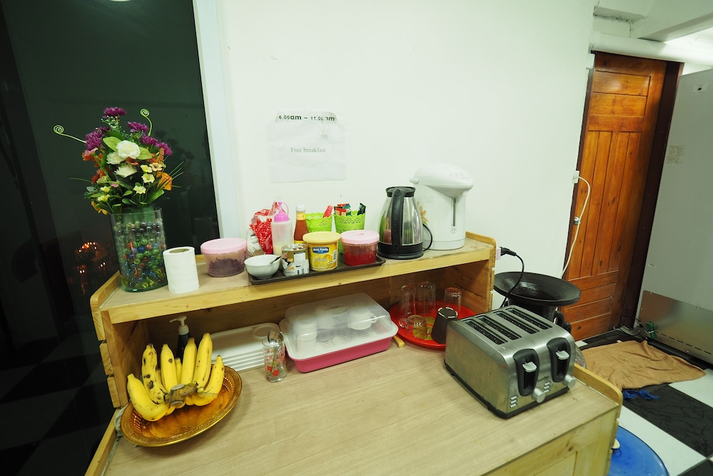 Arisa Hostel